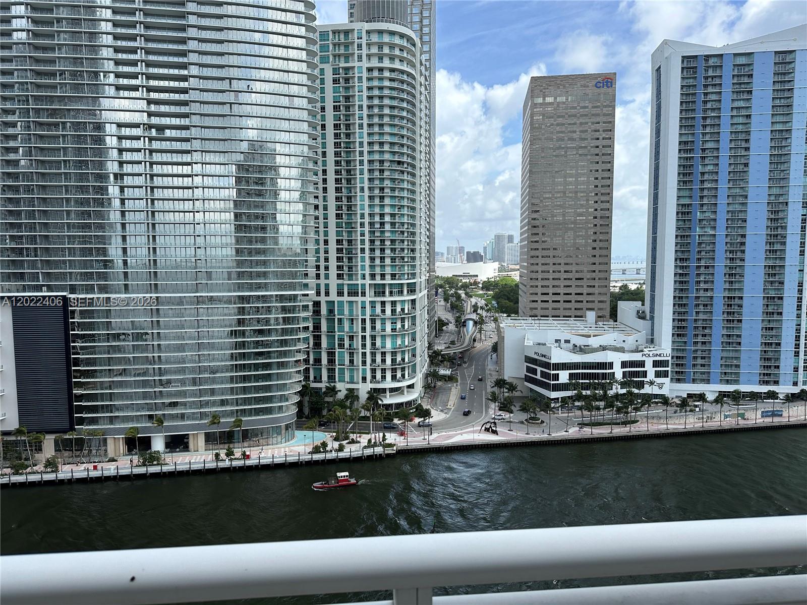 901 Brickell Key Boulevard, Unit 2005 Miami, FL 33131 - Photo 3 of 18