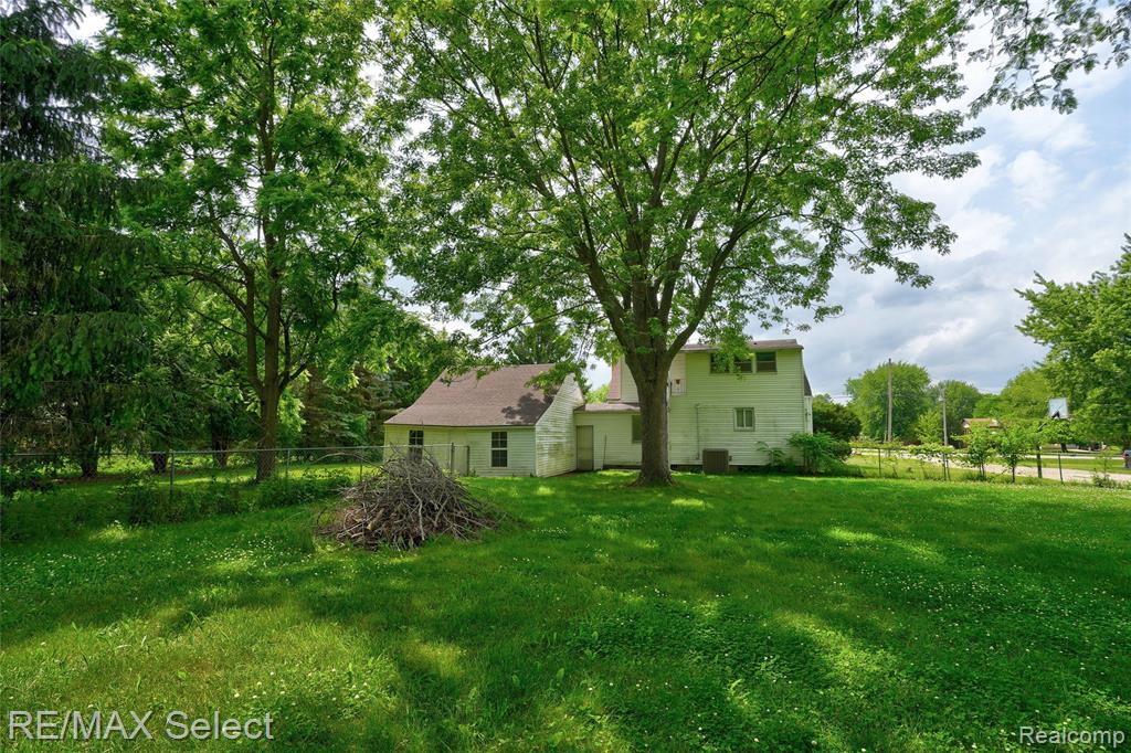 7173 Porter Road Grand Blanc, MI 48439 - Photo 6 of 35