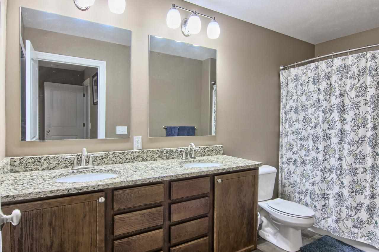 1914 Round Lake Road Interlochen, MI 49643 - Photo 13 of 28 1853638-12.JPG