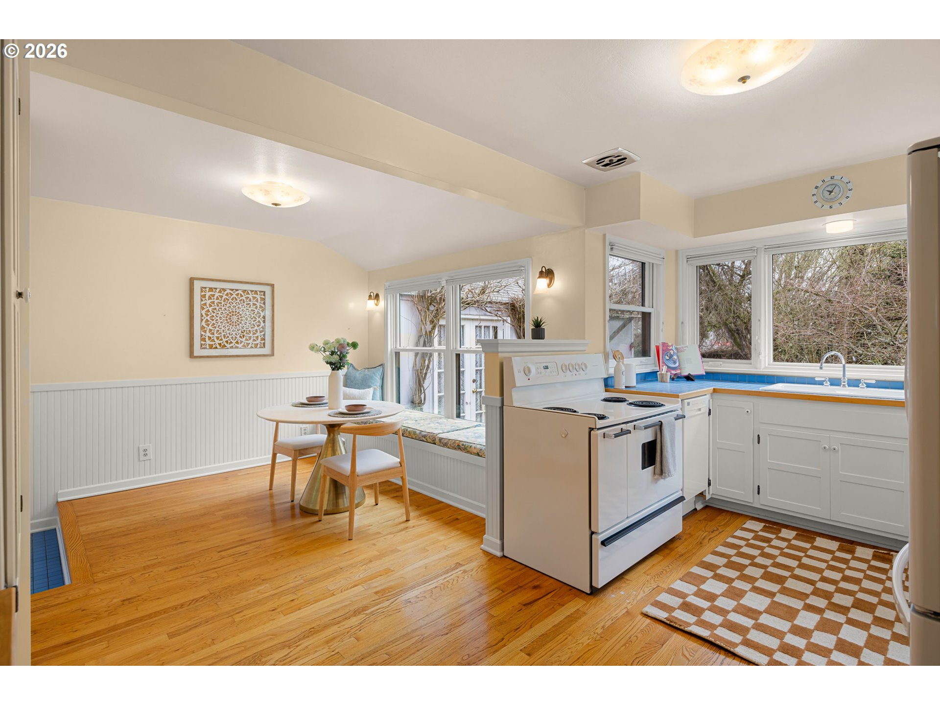 940 East 23rd Avenue Eugene, OR 97405 - Photo 24 of 48 a kitchen with a cabinets and counter space