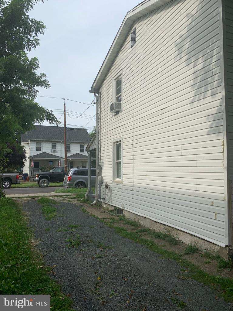 64 Pine Street Beverly, NJ 08010 - Photo 11 of 11