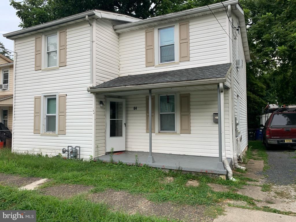 64 Pine Street Beverly, NJ 08010 - Photo 2 of 11