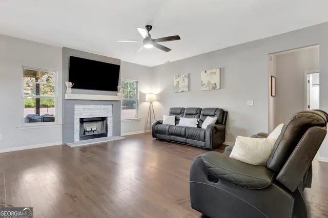 $535,000 | 11 Summerfield Drive, Senoia, GA 30276