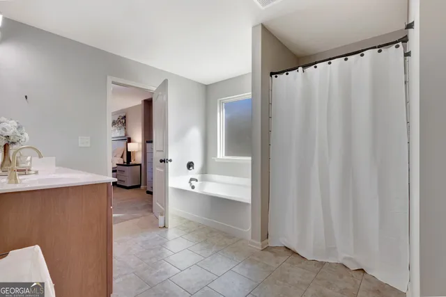 $535,000 | 11 Summerfield Drive, Senoia, GA 30276