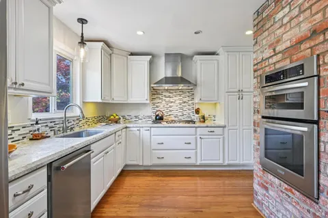 $1,350,000 | 30 Rollingwood Drive, San Rafael, CA 94901