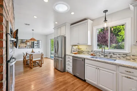 $1,350,000 | 30 Rollingwood Drive, San Rafael, CA 94901