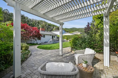 $1,350,000 | 30 Rollingwood Drive, San Rafael, CA 94901