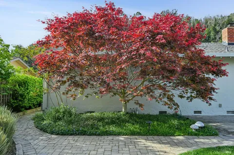 $1,350,000 | 30 Rollingwood Drive, San Rafael, CA 94901