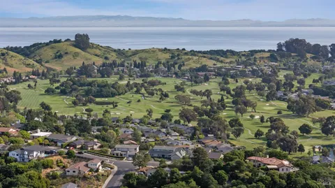 $1,350,000 | 30 Rollingwood Drive, San Rafael, CA 94901