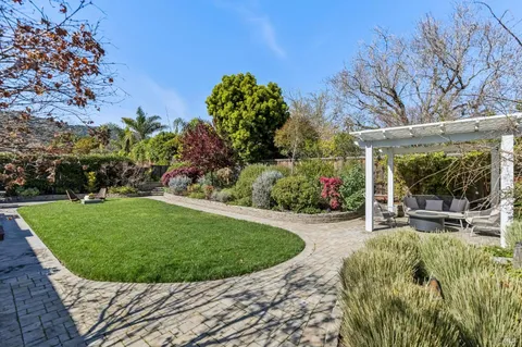 $1,350,000 | 30 Rollingwood Drive, San Rafael, CA 94901
