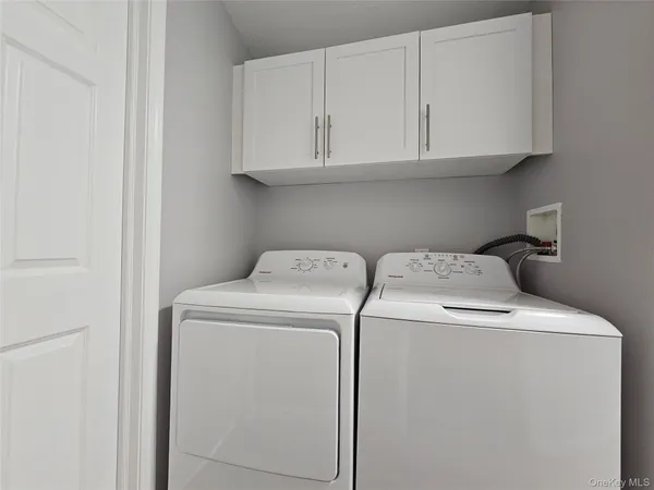 $2,650 | 334 Fair Oaks Road, Middletown, NY 10940