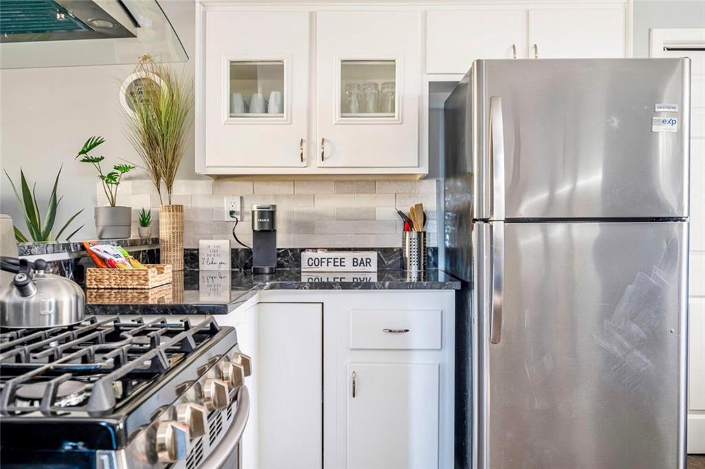 3222 Jamaica Road Northwest Atlanta, GA 30318 - Photo 22 of 30