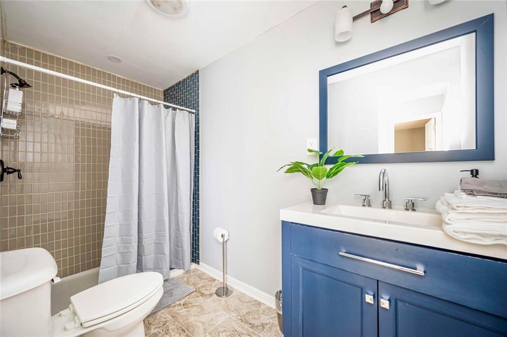 3222 Jamaica Road Northwest Atlanta, GA 30318 - Photo 5 of 30