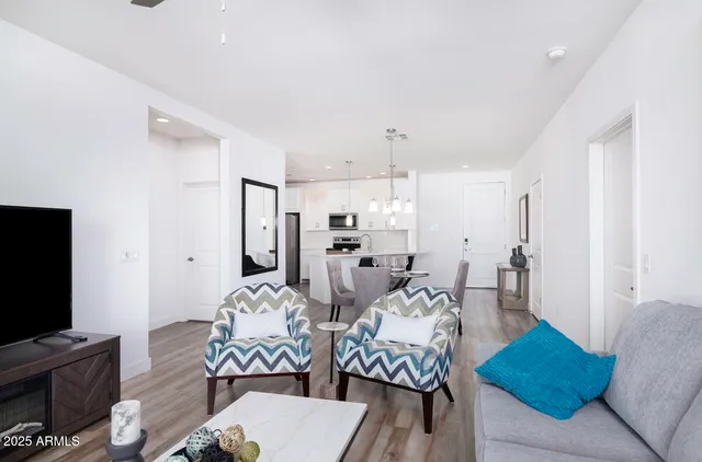 $3,500 | 2511 West Queen Creek Road, Unit 260, Chandler, AZ 85248