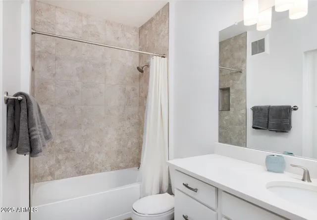 $3,500 | 2511 West Queen Creek Road, Unit 260, Chandler, AZ 85248