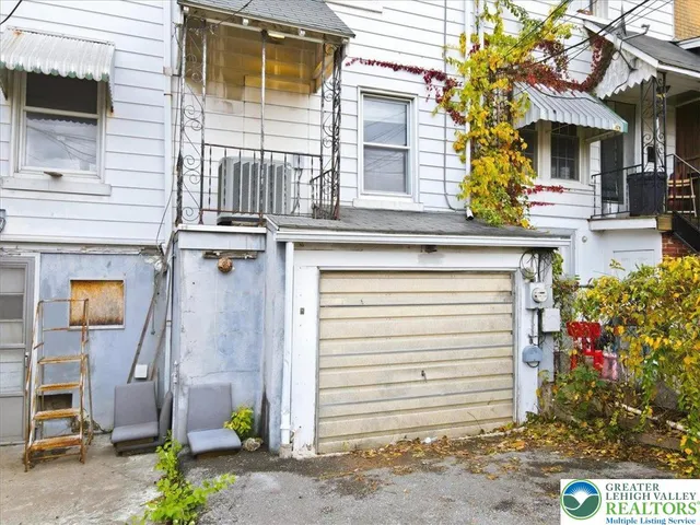 $169,900 | 734 South 8th Street, Allentown, PA 18103