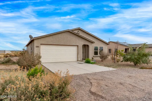 $300,000 | 3755 North Mohu Drive, Eloy, AZ 85131