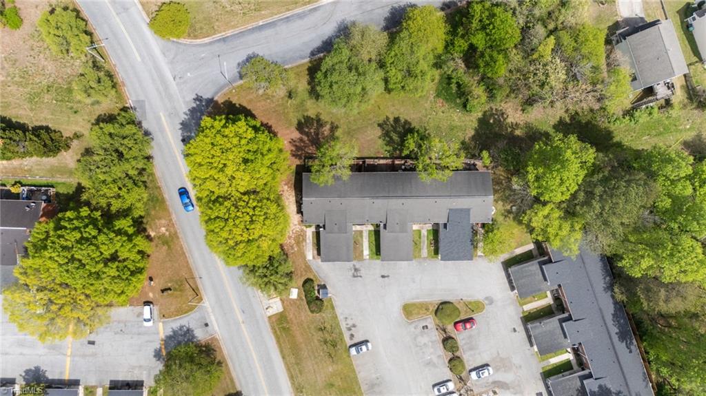 2218 Shadow Valley Road, Unit B High Point, NC 27265 - Photo 22 of 24 Gallery Image 22