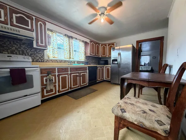 $240,000 | 168 South Street, Springfield, VT 05156