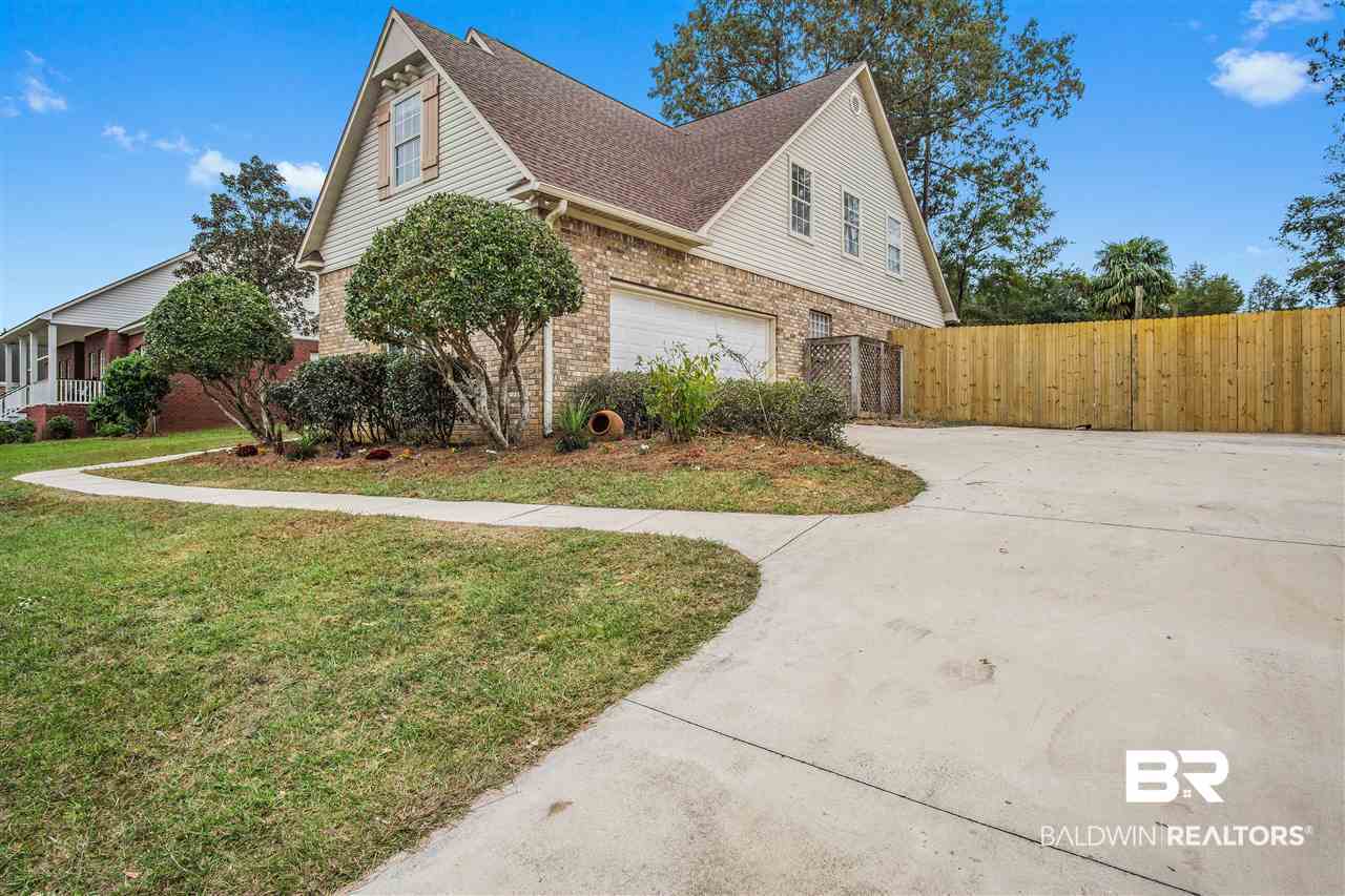 8360 Weatherford Court Daphne, AL 36527 - Photo 4 of 47