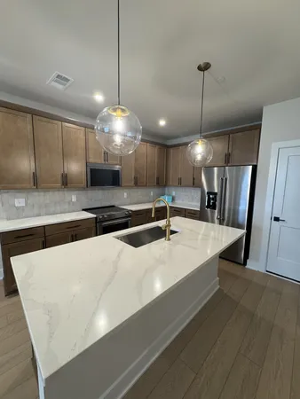 $2,900 | 814 42nd Avenue North, Nashville, TN 37209