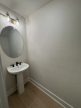 $2,900 | 814 42nd Avenue North, Nashville, TN 37209