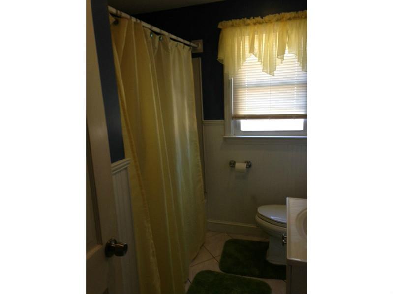 115 Baldwin Road Warwick, RI 02886 - Photo 7 of 17 Bathroom.