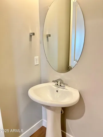 $3,095 | 915 East Missouri Avenue, Unit 16, Phoenix, AZ 85014