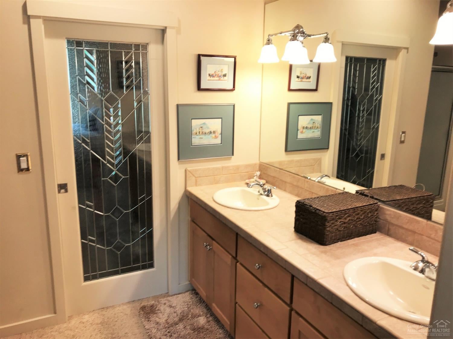 1293 Highland View Loop Redmond, OR 97756 - Photo 12 of 19 Gallery Image 12