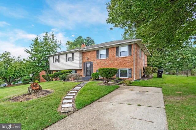 $445,000 | 211 Prenton Street, Upper Marlboro, MD 20774