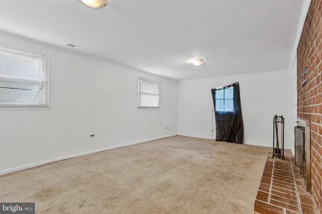 $445,000 | 211 Prenton Street, Upper Marlboro, MD 20774