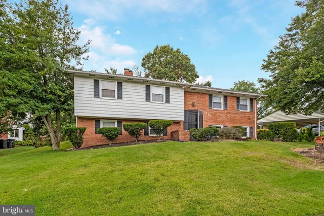 $445,000 | 211 Prenton Street, Upper Marlboro, MD 20774