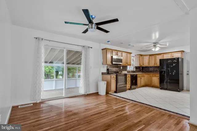 $445,000 | 211 Prenton Street, Upper Marlboro, MD 20774