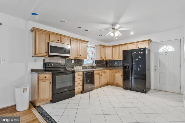 $445,000 | 211 Prenton Street, Upper Marlboro, MD 20774