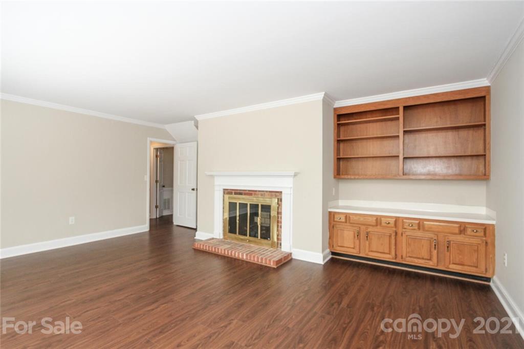2437 Hamilton Mill Road Charlotte, NC 28270 - Photo 13 of 36 Gallery Image 13