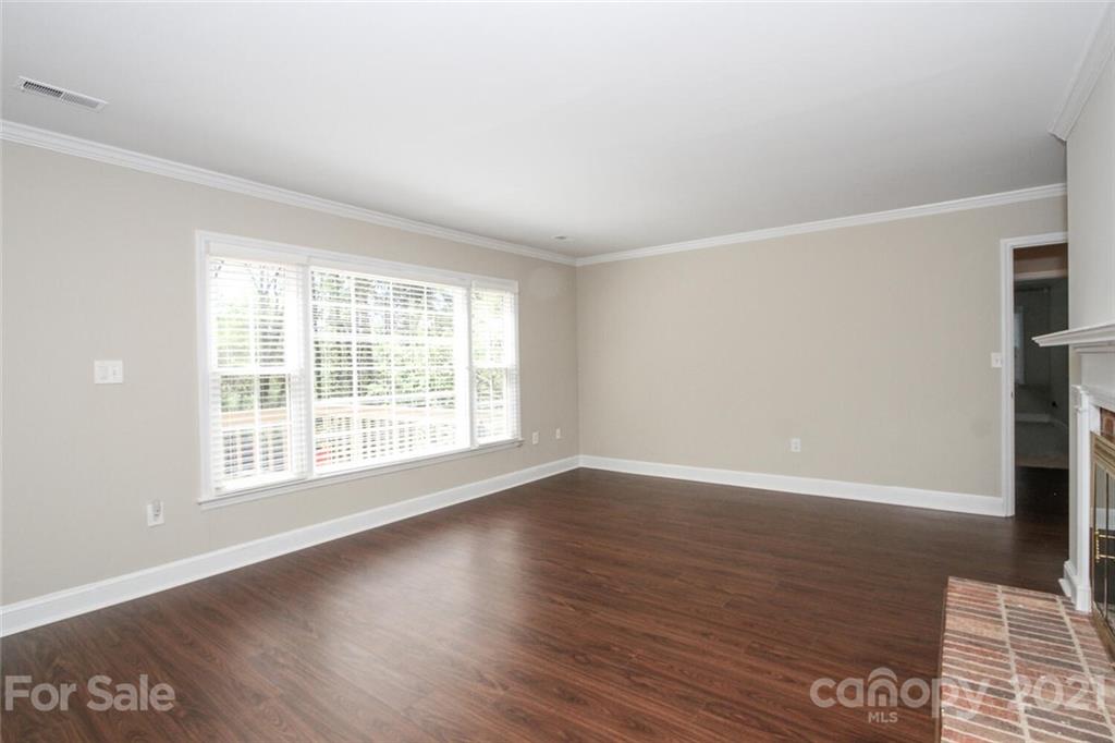 2437 Hamilton Mill Road Charlotte, NC 28270 - Photo 14 of 36 Gallery Image 14