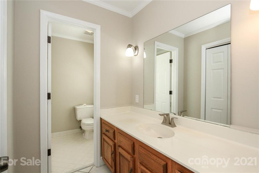 2437 Hamilton Mill Road Charlotte, NC 28270 - Photo 18 of 36 Gallery Image 18