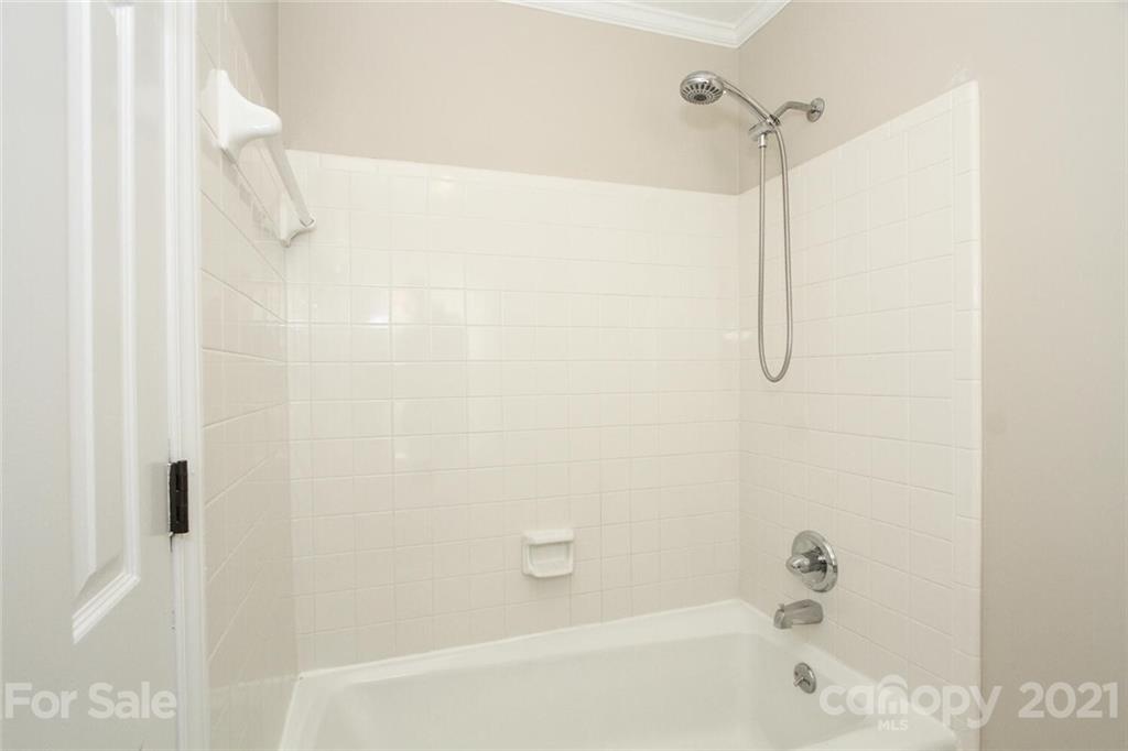 2437 Hamilton Mill Road Charlotte, NC 28270 - Photo 19 of 36 Gallery Image 19