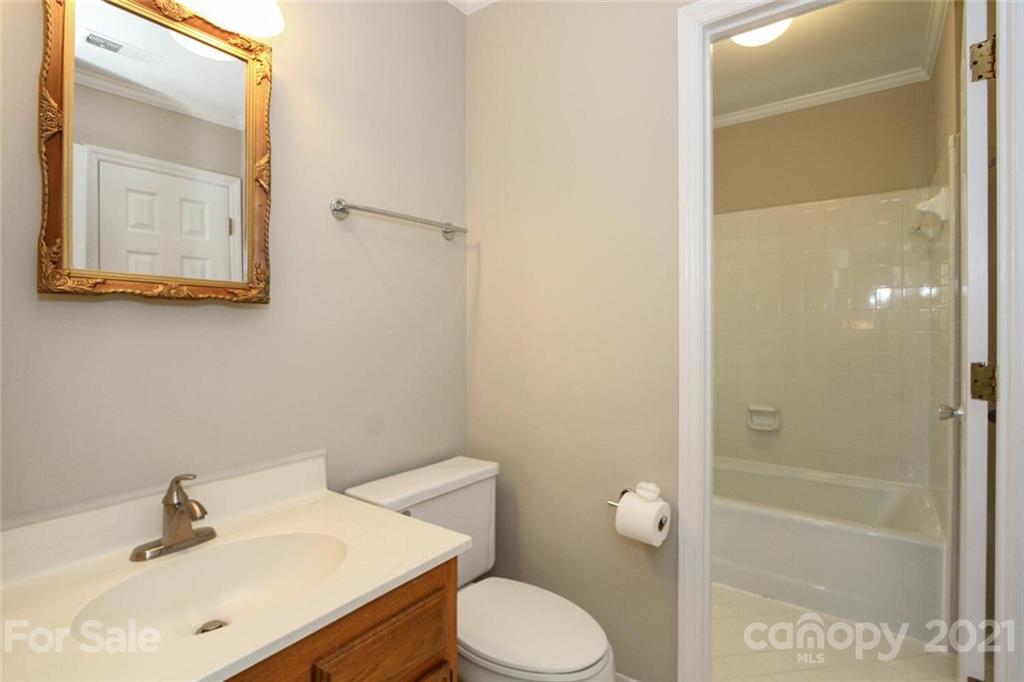 2437 Hamilton Mill Road Charlotte, NC 28270 - Photo 24 of 36 Gallery Image 24