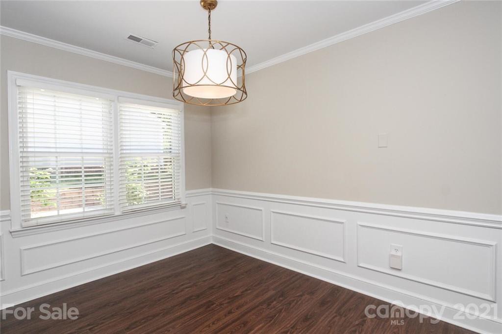2437 Hamilton Mill Road Charlotte, NC 28270 - Photo 10 of 36 Gallery Image 10