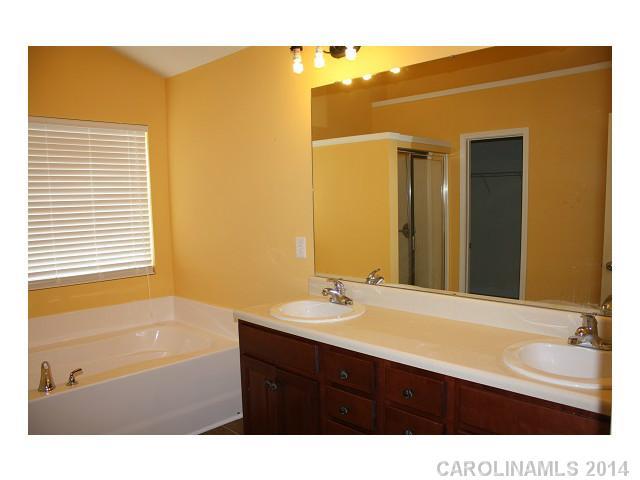 212 Clauser Road South Mount Holly, NC 28120 - Photo 10 of 15 Gallery Image 10