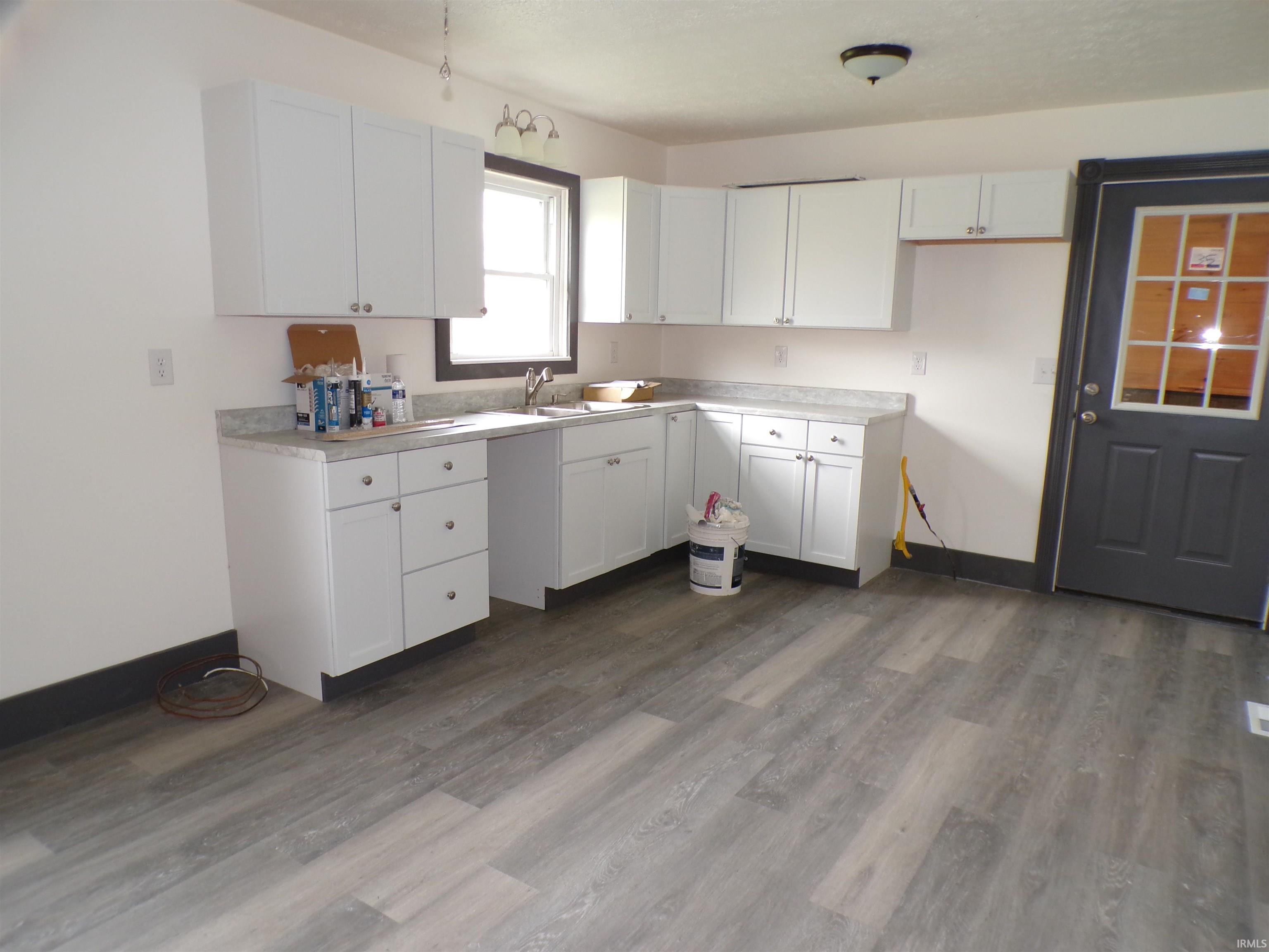 7855 South Cooks Chapel Road Paoli, IN 47454 - Photo 3 of 14