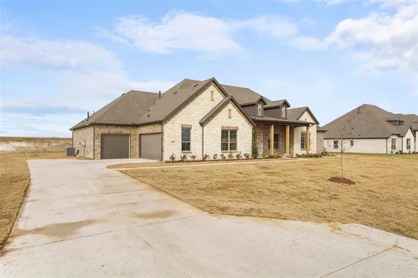 $619,903 | 140 Lila Lake Drive, Waxahachie, TX 75165
