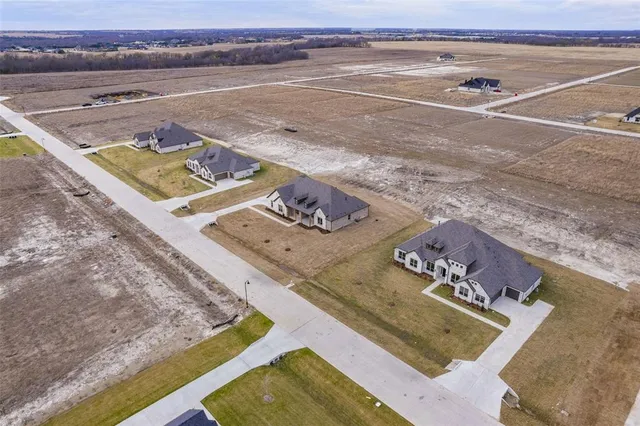 $619,170 | 140 Lila Lake Drive, Waxahachie, TX 75165