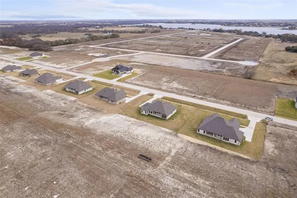 $619,903 | 140 Lila Lake Drive, Waxahachie, TX 75165