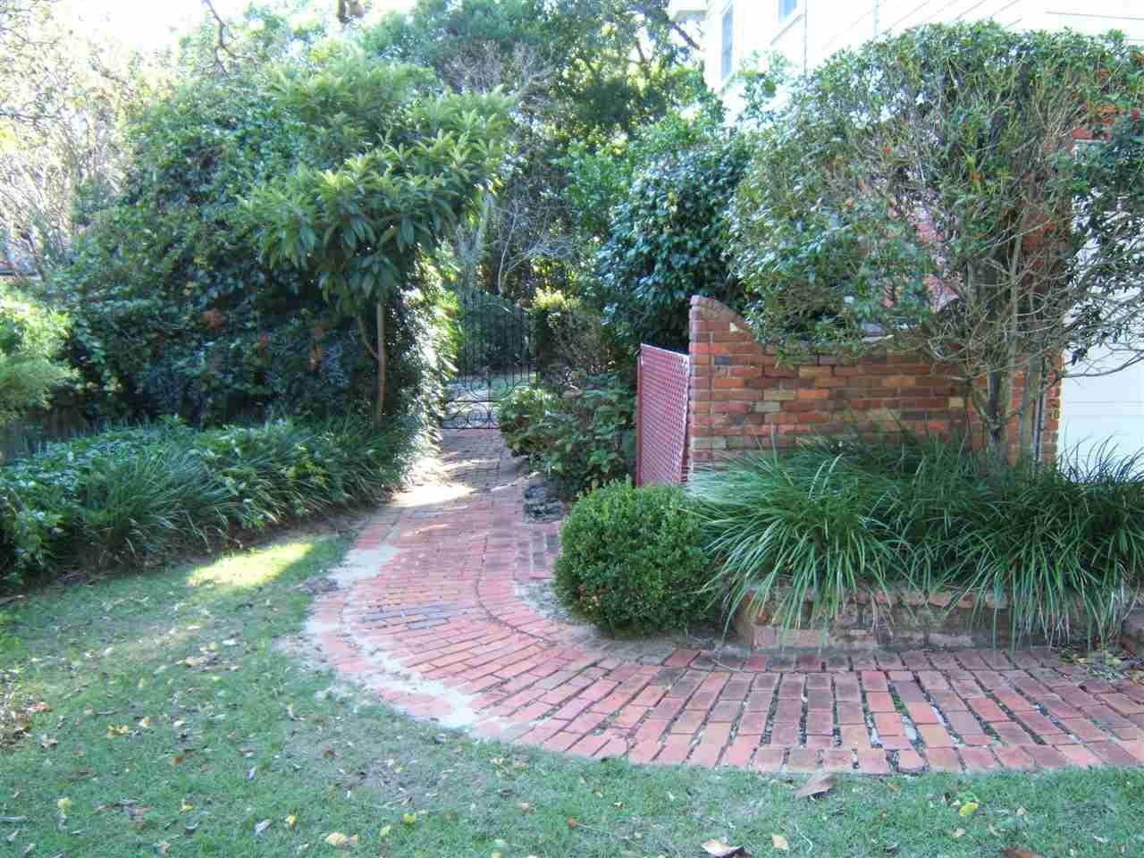 2077 Galt Road Pensacola, FL 32503 - Photo 4 of 35 Gallery Image 4