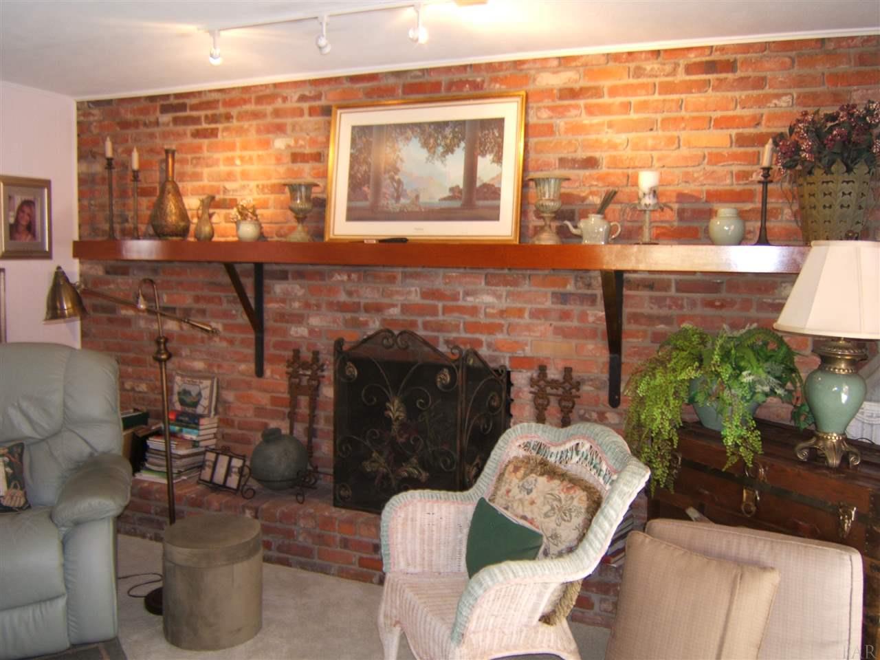 2077 Galt Road Pensacola, FL 32503 - Photo 8 of 35 Gallery Image 8