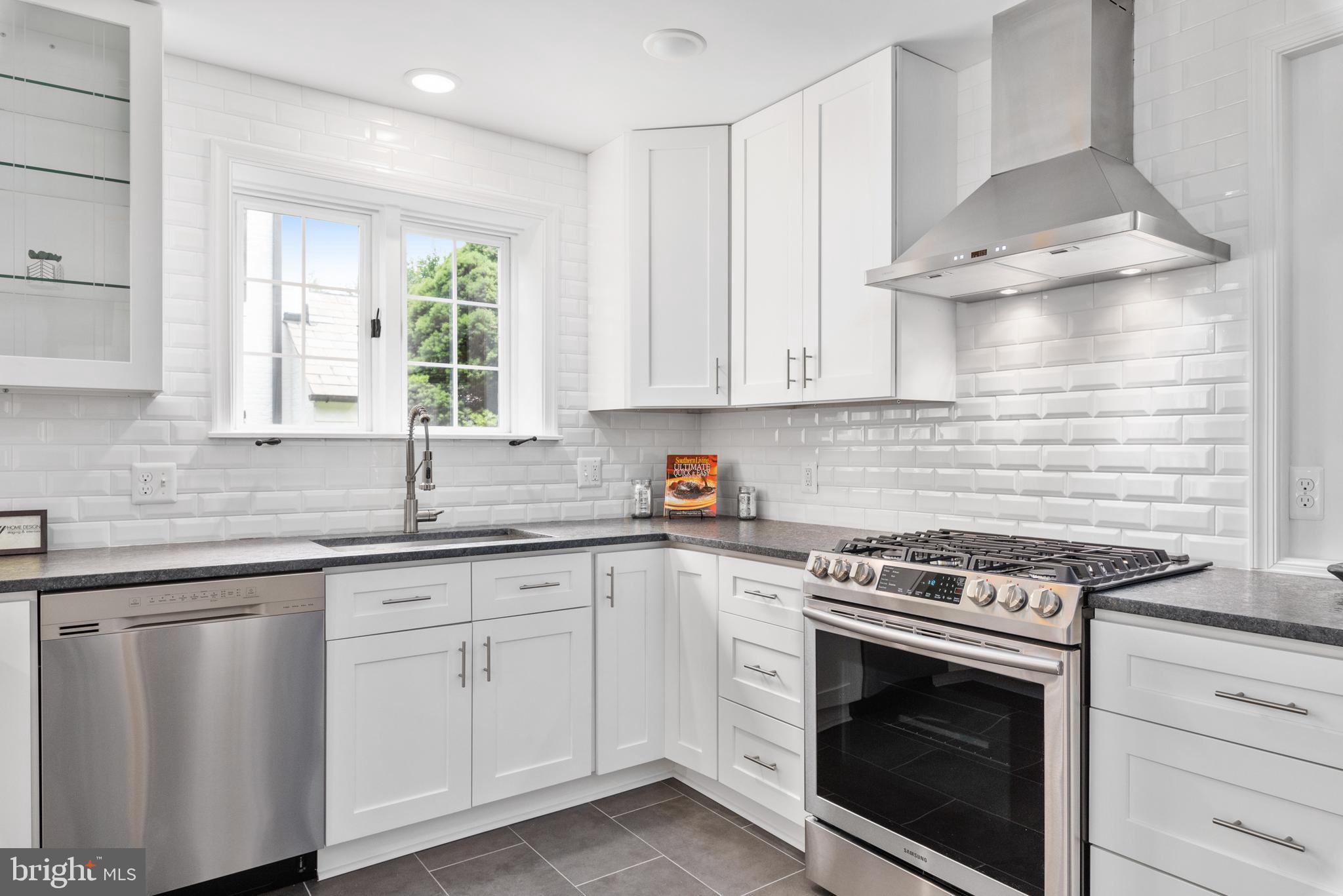 113 Croydon Road Baltimore, MD 21212 - Photo 9 of 43