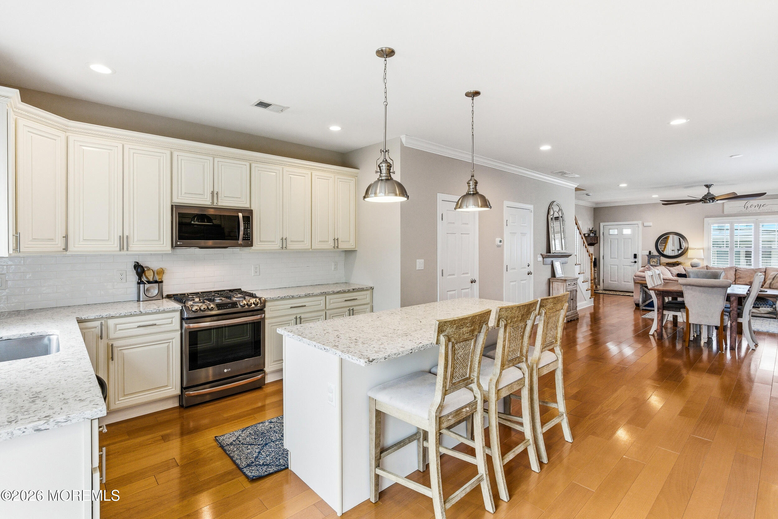 15 4th Street Highlands, NJ 07732 - Photo 11 of 36 019