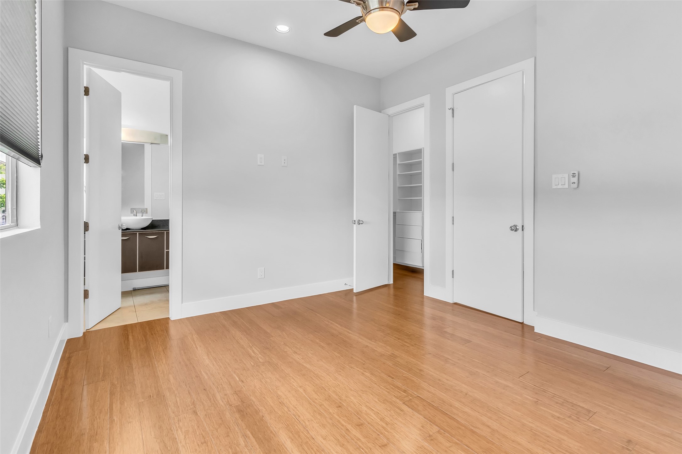 1802 Hickory Street Houston, TX 77007 - Photo 29 of 46